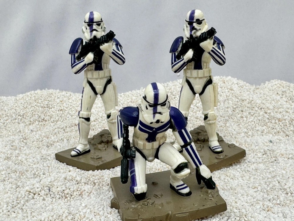 Special Sets of Clone Squadrons