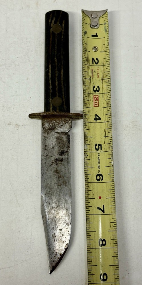 Vintage Unmarked Fixed Blade 5” Knife w/ Leather Sheath