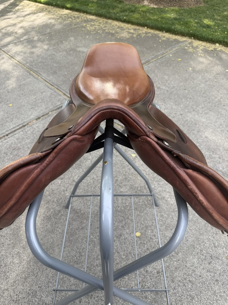 17.5” Pessoa AMO Pro Saddle with XCH Adjustable Gullet System and Wool Flocking
