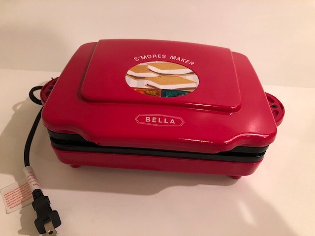 Bella Red S'mores Maker Machine Excellent Condition