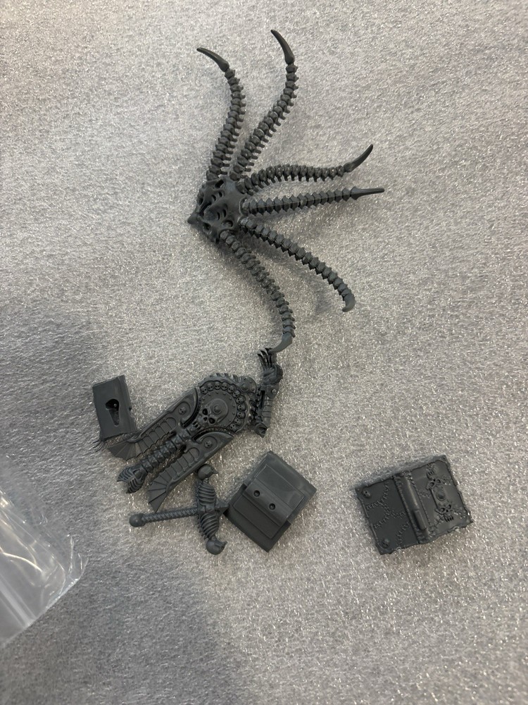 warhammer 40k bits lot.