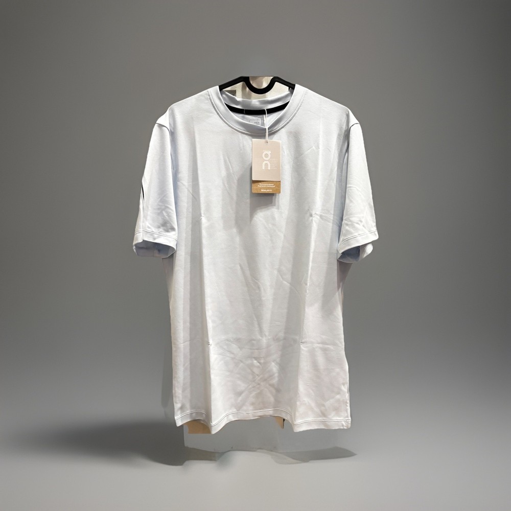 On Running Men’s Focus T Arctic Size Small New