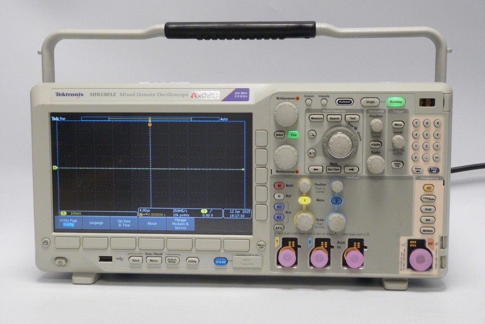 TEKTRONIX - MDO3012