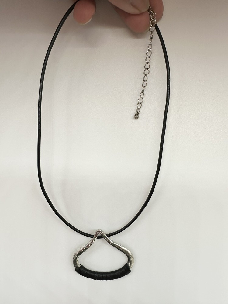 2 Pc Vintage Leather Silver Tone Pendat Necklace