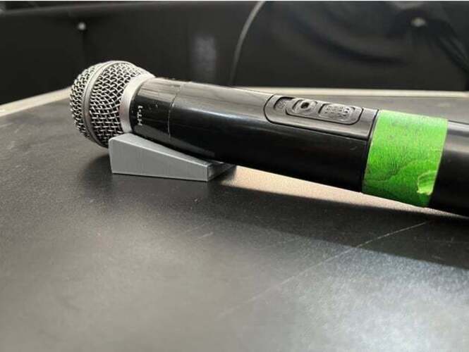 Flat Desk/Table Microphone Laying Rest Holder for Handheld Microphones