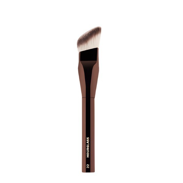 Hourglass 022 Angled Liquid Foundation Brush – Cream Base Makeup Blending Tool