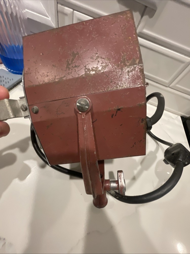 Mole Richardson 200watt Mini-Mole Type #2801 AKA Inkie 