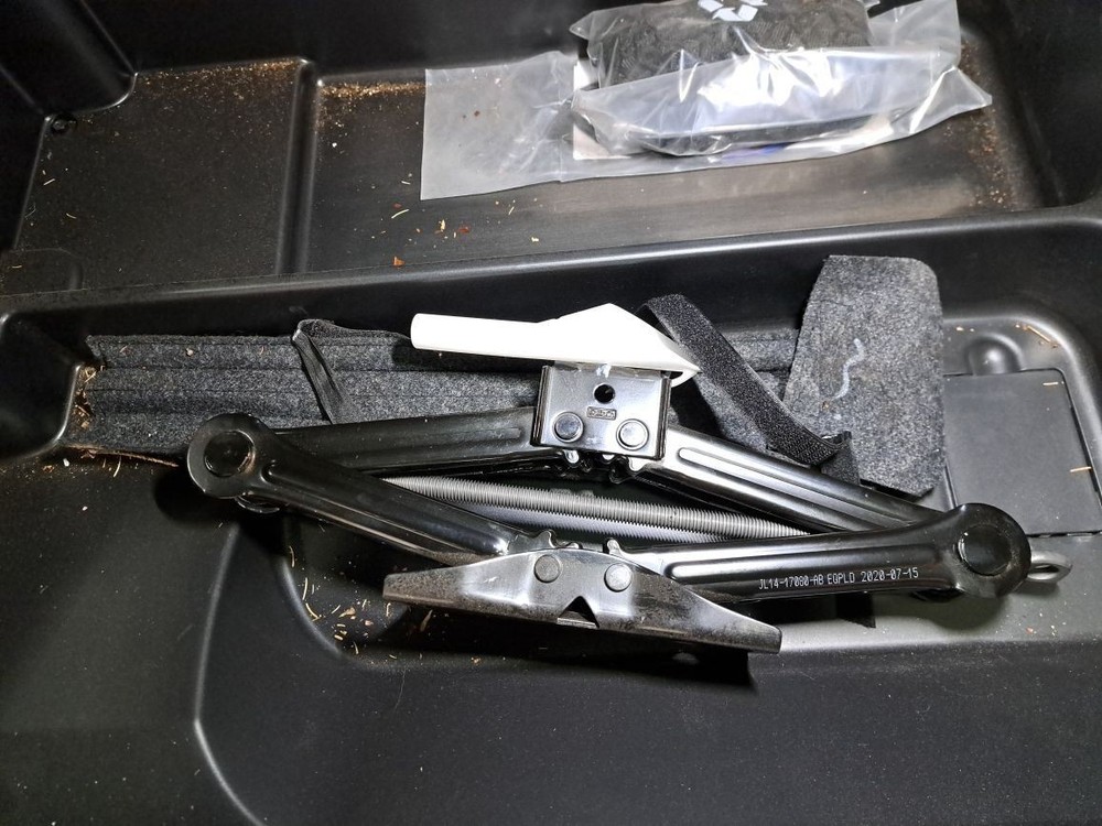 2020 Expedition Jack Sku#4350192