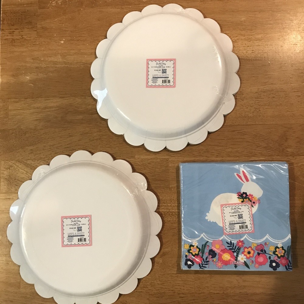 Packed Party Easter Bunny Dinner Plates and Dinner Napkins