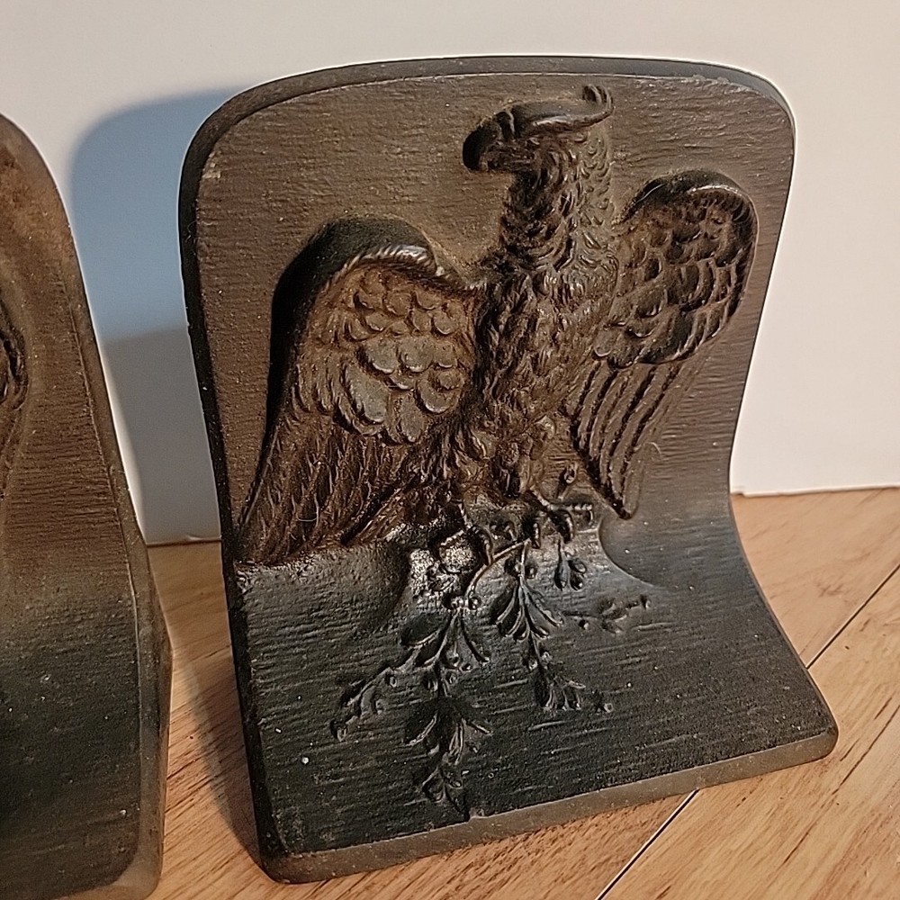Pair BRADLEY HUBBARD EAGLE B&H Old Cast Iron Bookend Decorative Art