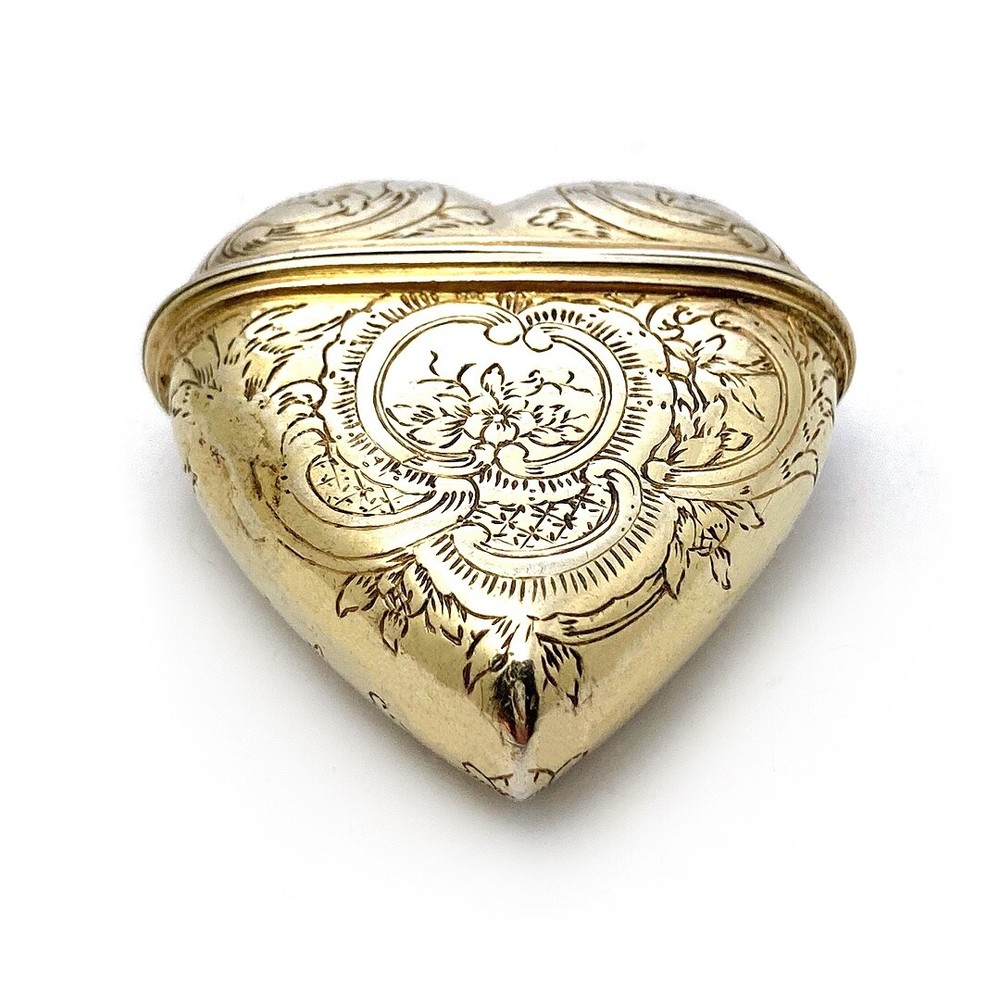 A Solid Silver Baroque Heart - Shaped Covered Box / Lover’s Trinket 1780
