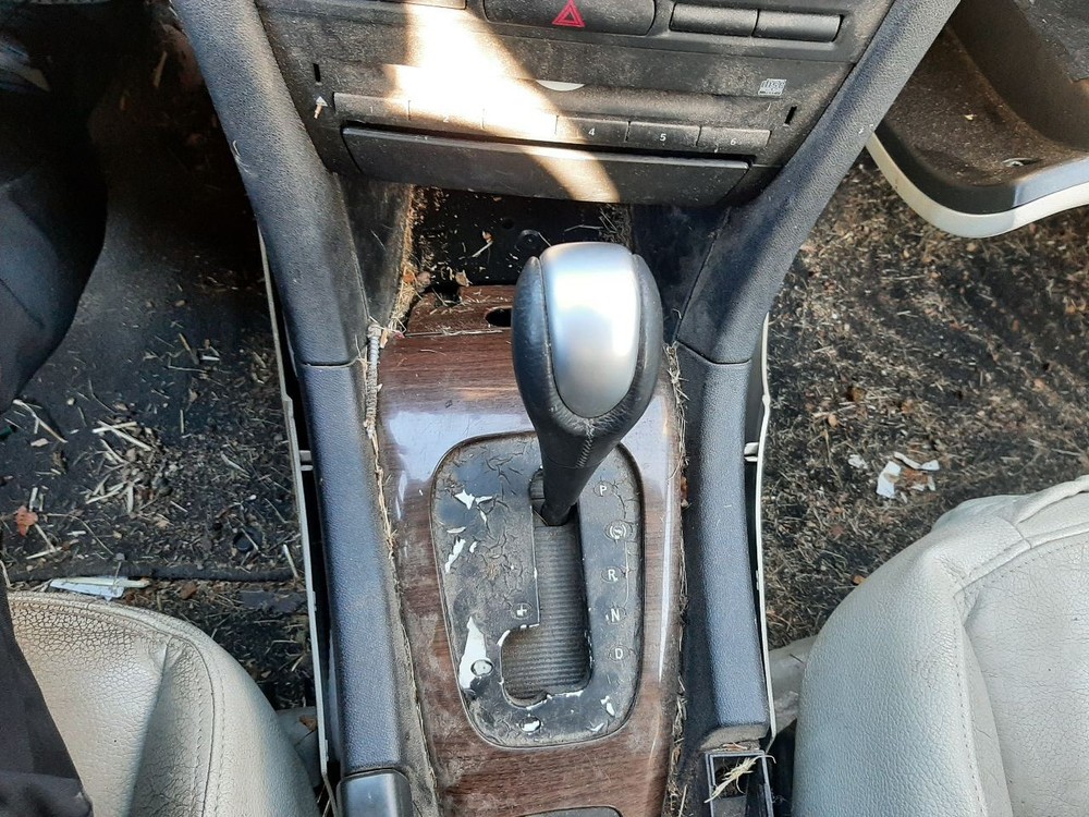 9-3 2004 High Mounted Stop Light 1068772