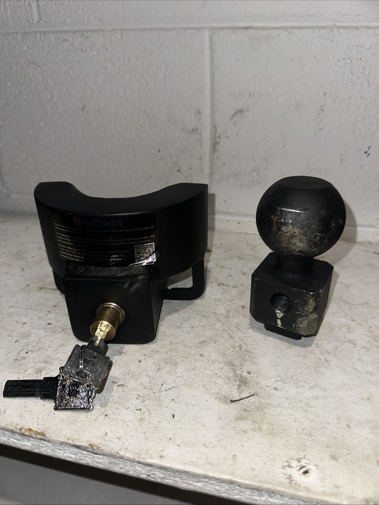 Nennitch Trailer Lock for Hitch Receiver