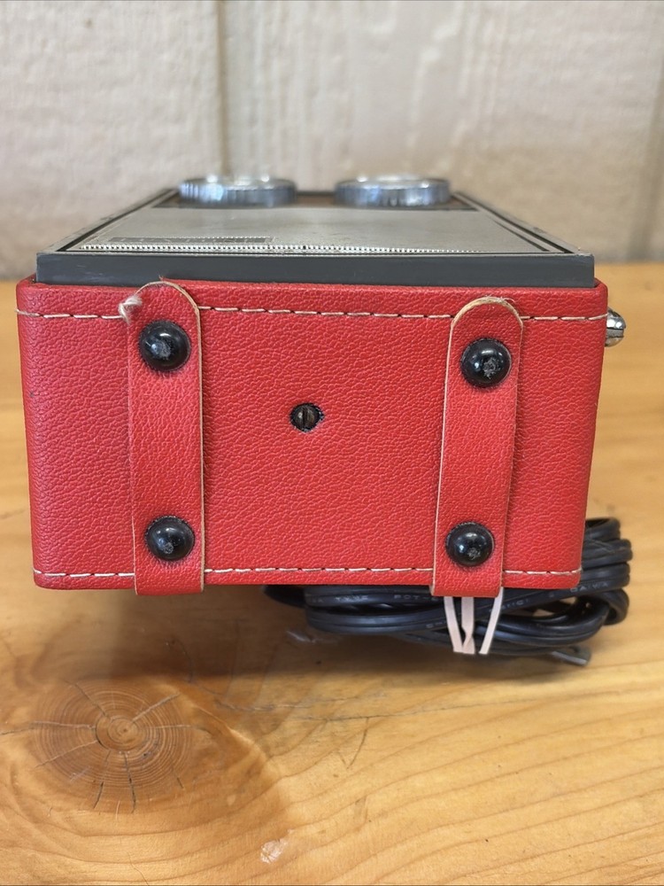 Solid State Luxtone Model AF-1804 Light Transistor Radio Leather Case Powers On