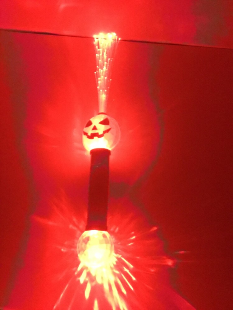 Light Up Pumpkin Wand NEW