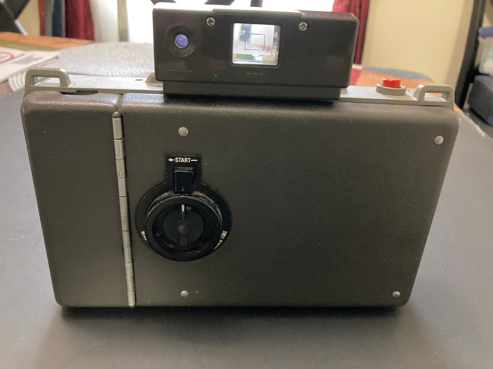 Polaroid Land 340 Instant Camera