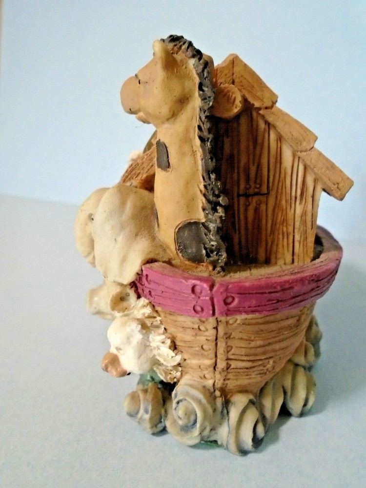 Noah’s Ark 3 D Miniature Quartz Desk Clock
