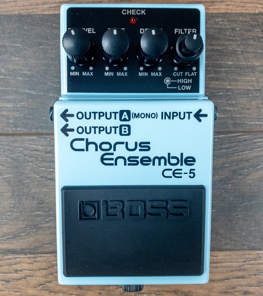 Boss CE-5 Chorus Ensemble Guitar Effects Pedal