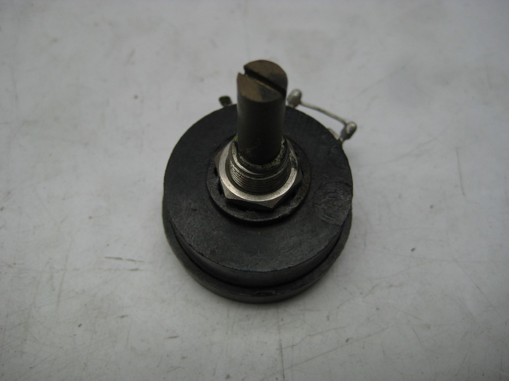 A.G POTENTIOMETER 2 WATT 5000 OHMS UNMP