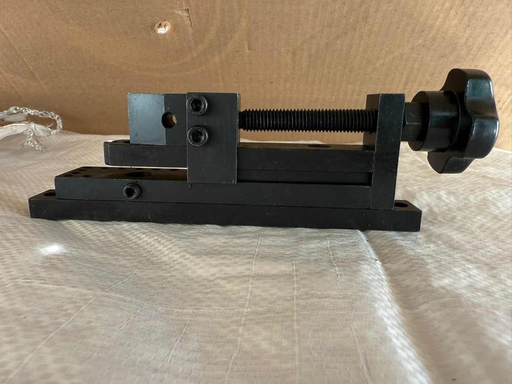 Mini Universal Metal Bender