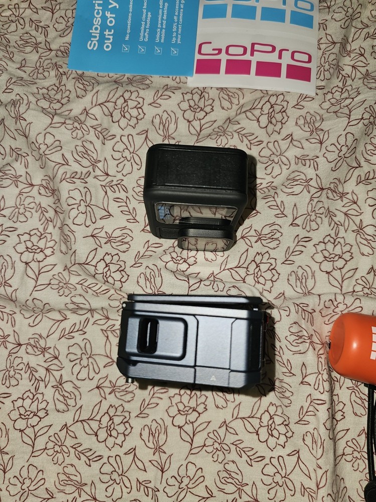 GoPro HERO13 Black Camera Accessory Bundle + Small Rig Case + Small Rig Light
