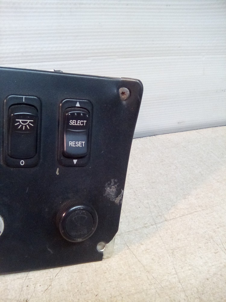 2006 Peterbilt 378 Dash Switch Panel 17-075M002-001