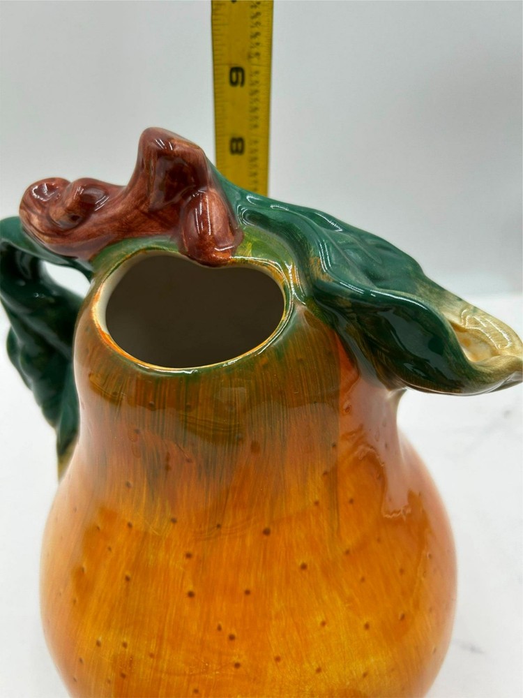 SAKURA---SONOMA---PITCHER---SALT & PEPPER---**READ**