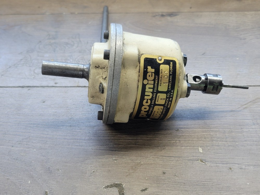 PROCUNIER TAPPING HEAD NO 1 W/ 1/2 " SHANK