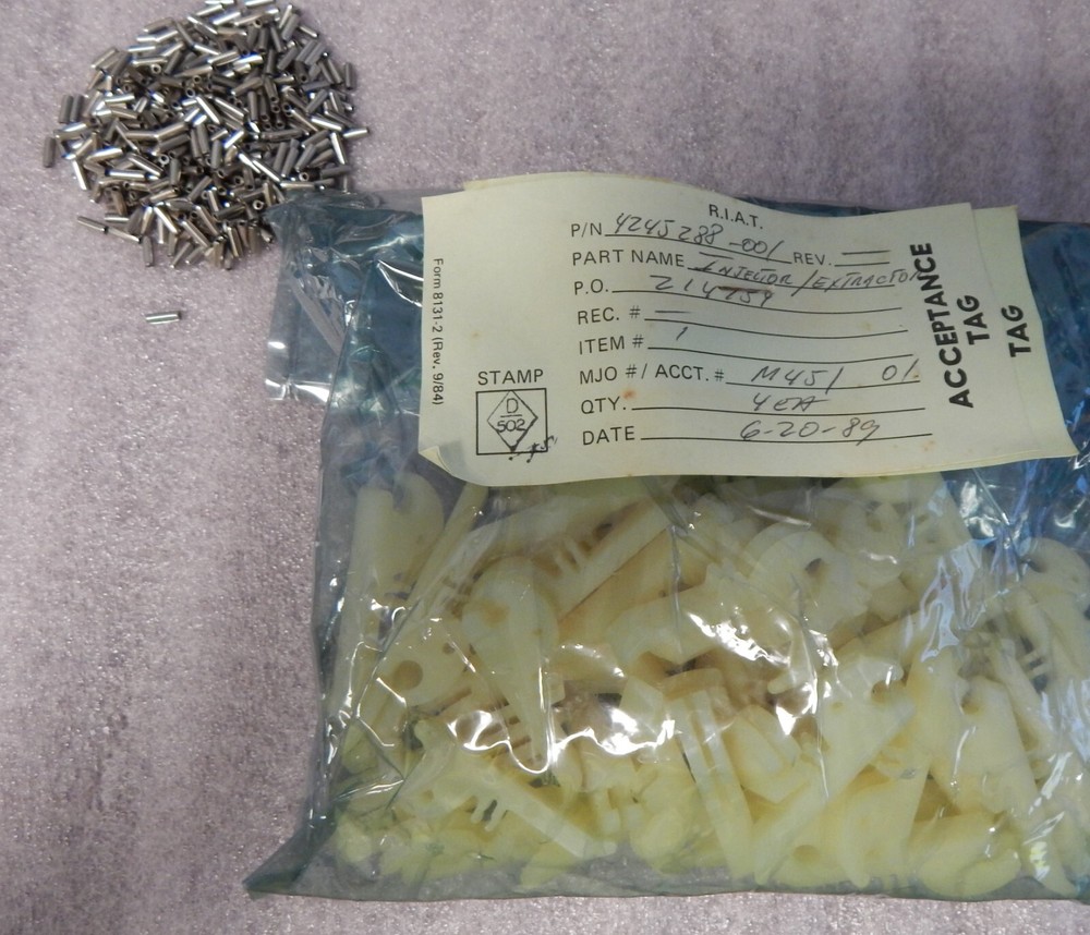 PN# 4245288-001, 87-2 - SCHROFF - RETAINER, EJECTOR