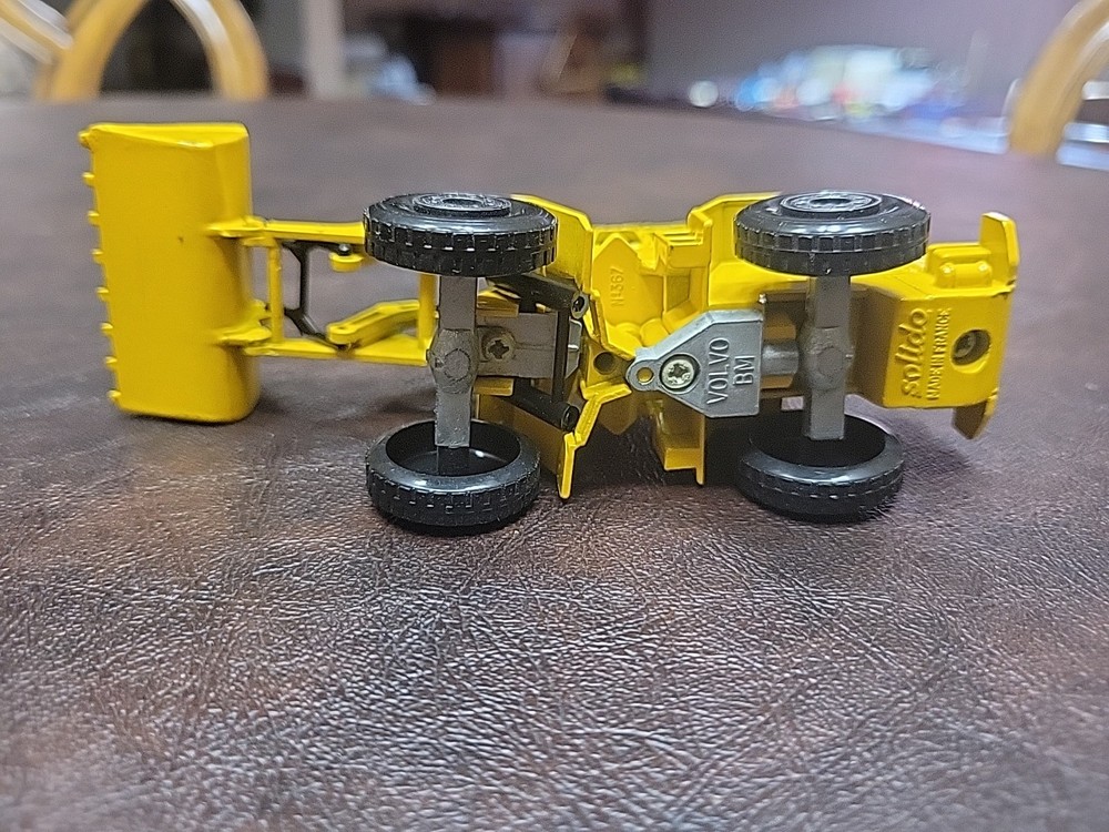 SOLIDO VOLVO FRONT LOADER #367 1:55 SCALE EXCELLENT CONDITION