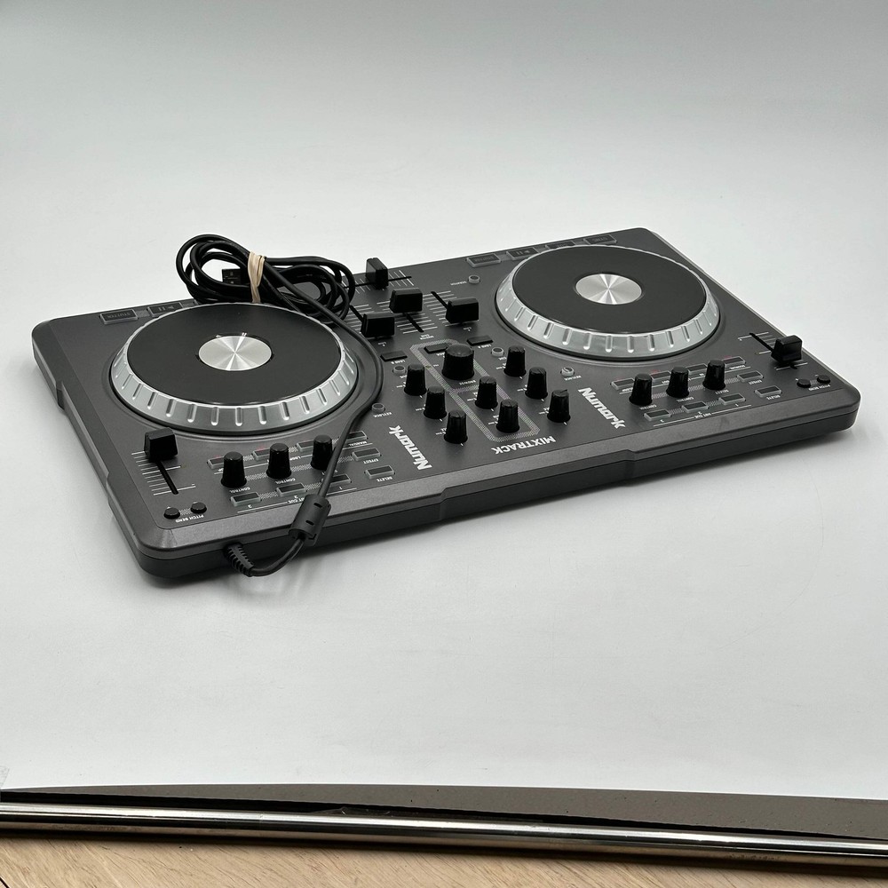 Numark N382 DJ Mixer