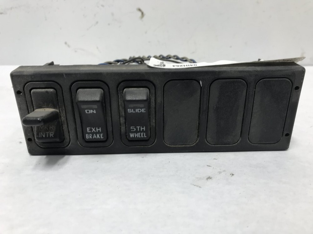 International 8500 SWITCH Dash Panel - Used