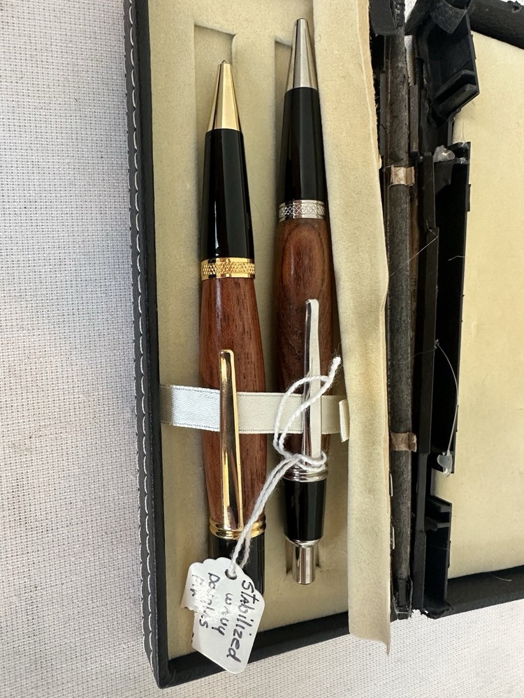 Stabilized Wavy Douglas Fin Pen 2 Pens