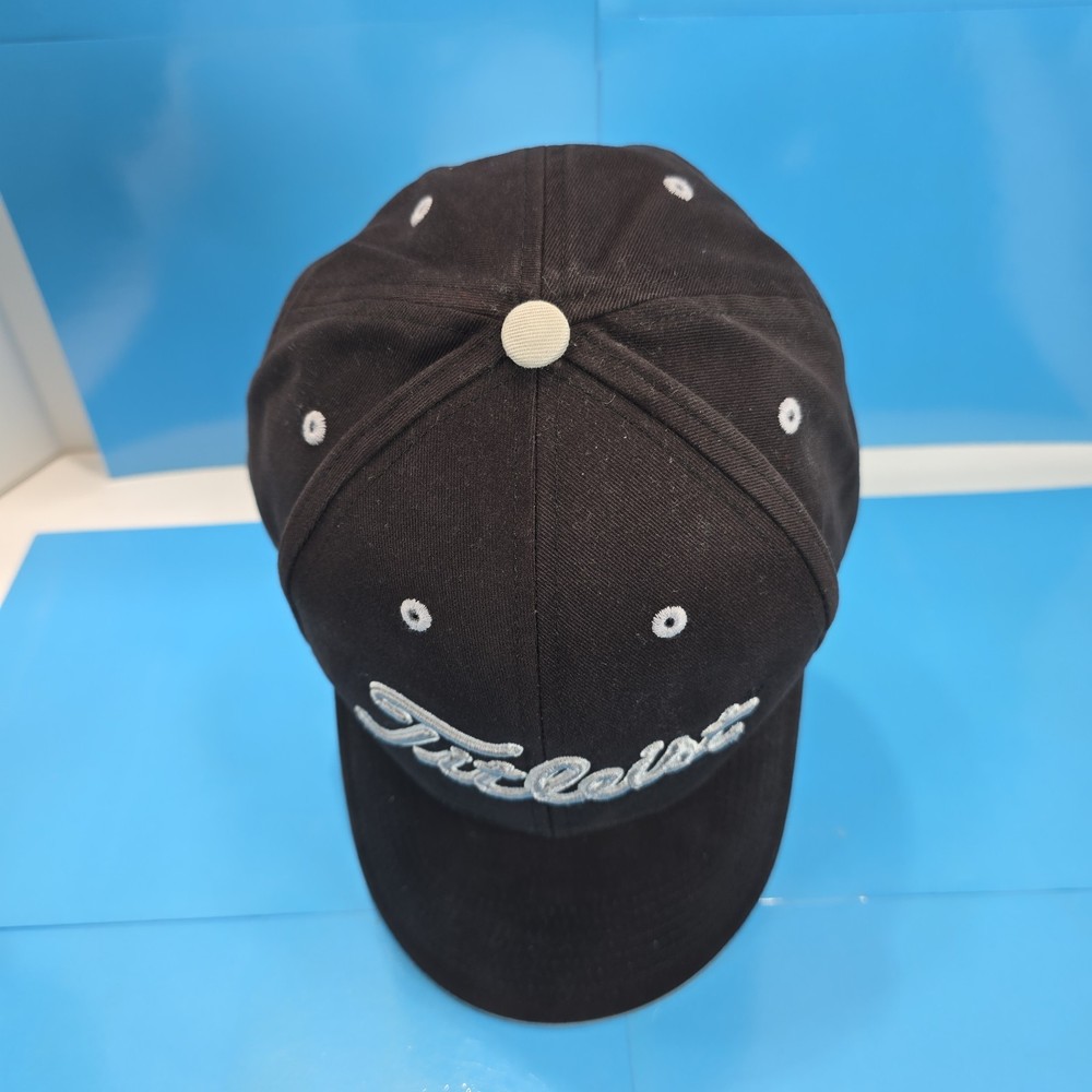 Titleist Golf Hat Cap Black Preowned Adjustable Strap Signed