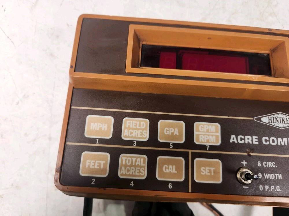 Hiniker Acre Commander.Sprayer Farm Controller