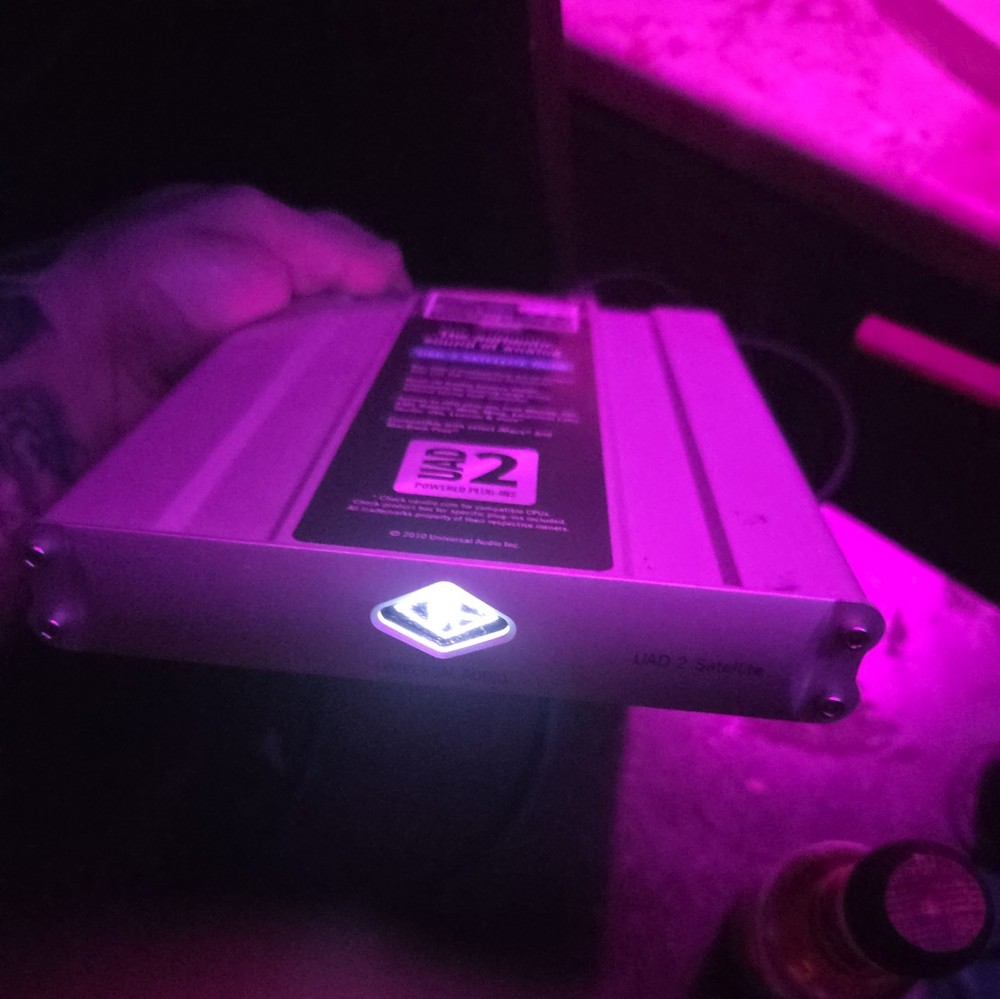 Universal Audio UAD-2 Satellite Quad Core Firewire DSP Accelerator