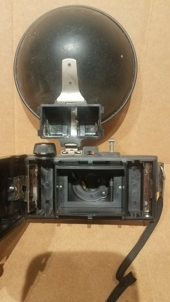 Fed-Flash Type A Shutter Camera Federal Mfg & Engineering Corp
