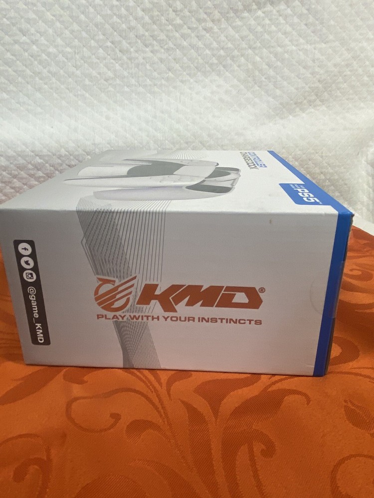 PS5 CONTROLLERS CHARGING STATION & ONE CONTROLLER SKIN