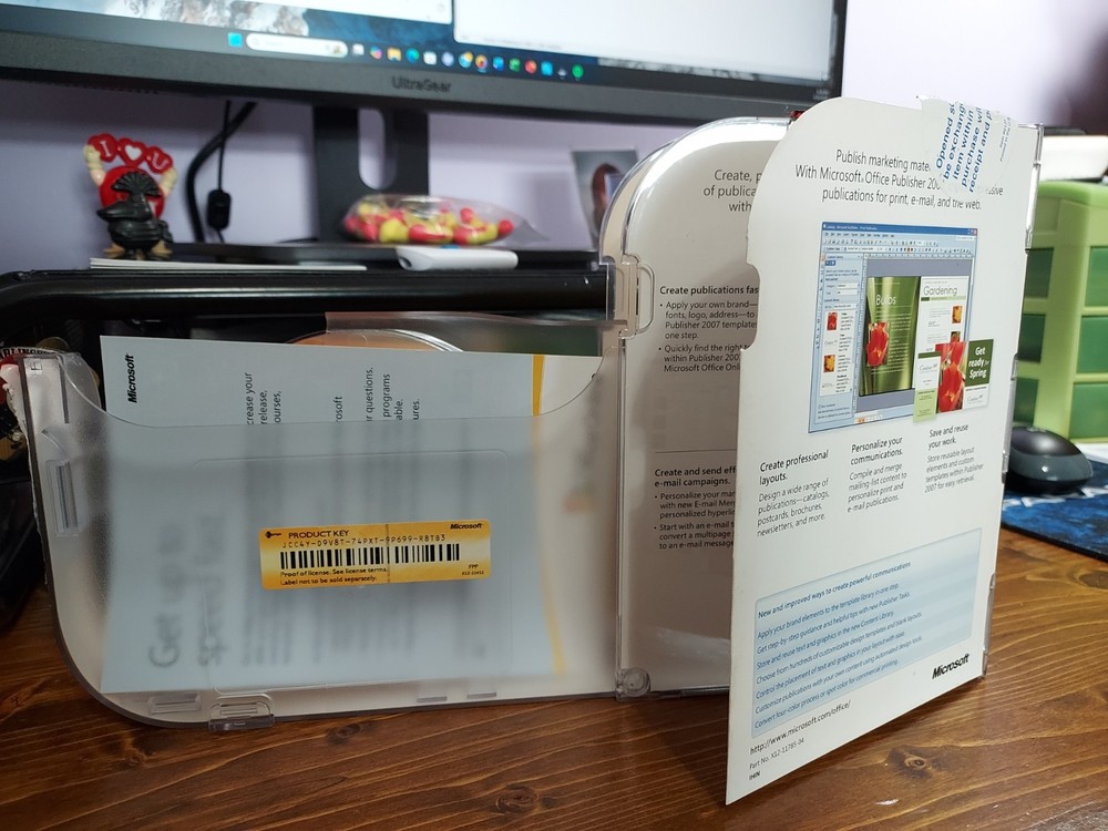 Microsoft Office Publisher 2007 PC CD-ROM Windows XP Vista / Windows Server 2003