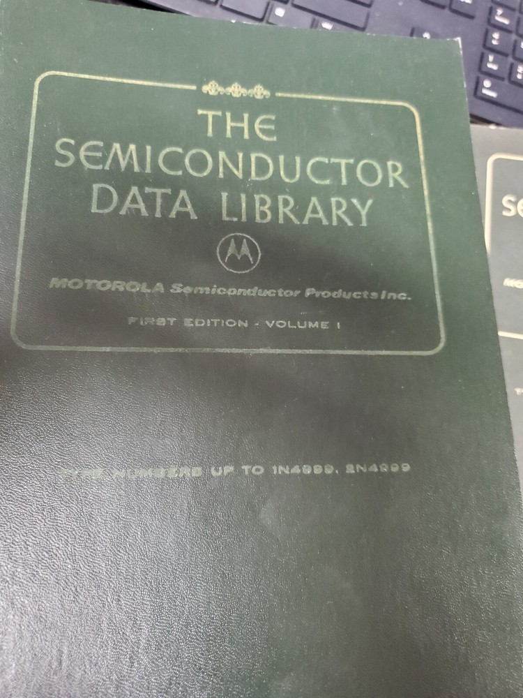 3-volume MOTOROLA SEMICONDUCTOR DATA LIBRARY 1st edition 1972