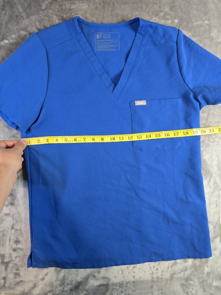 FIGS Technical Collection One Pocket Scrub Top Womens Medium Blue