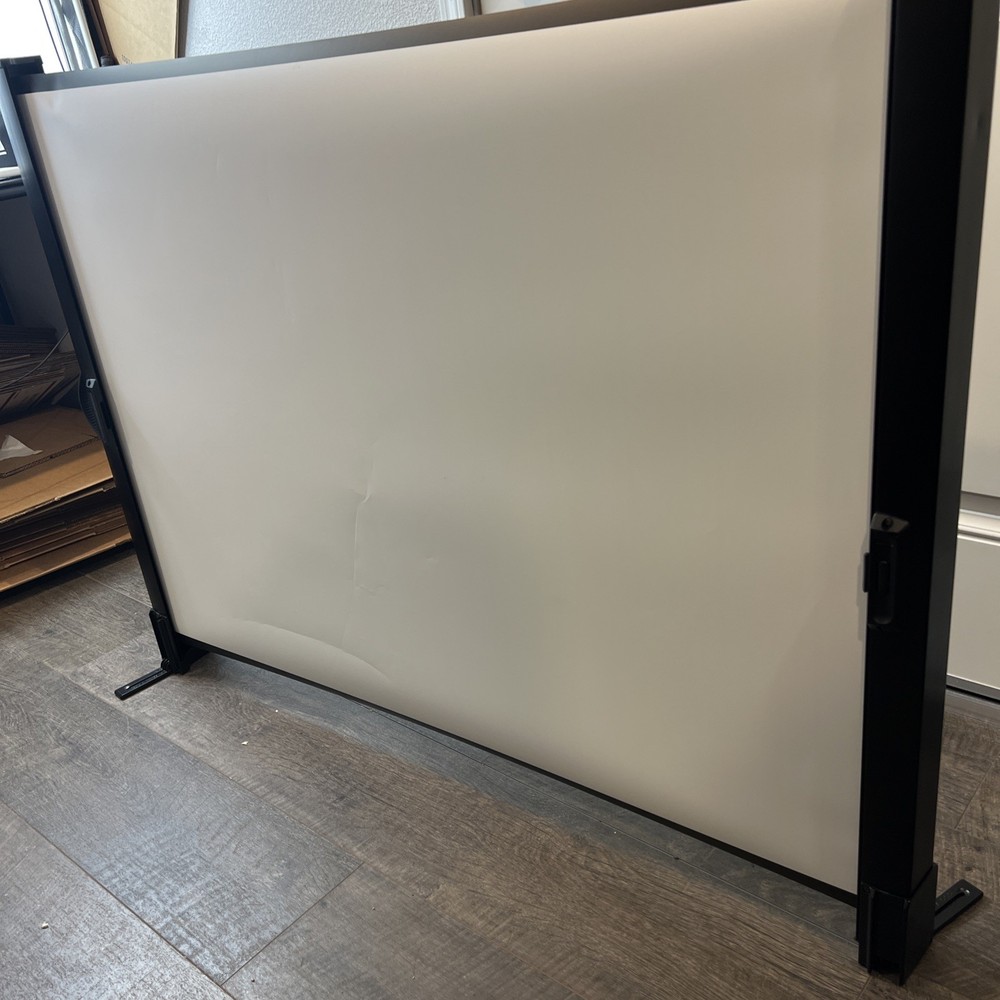 Da-Lite Presenter Projection Screen – Wide Power – 30″ x 40″ – Tabletop