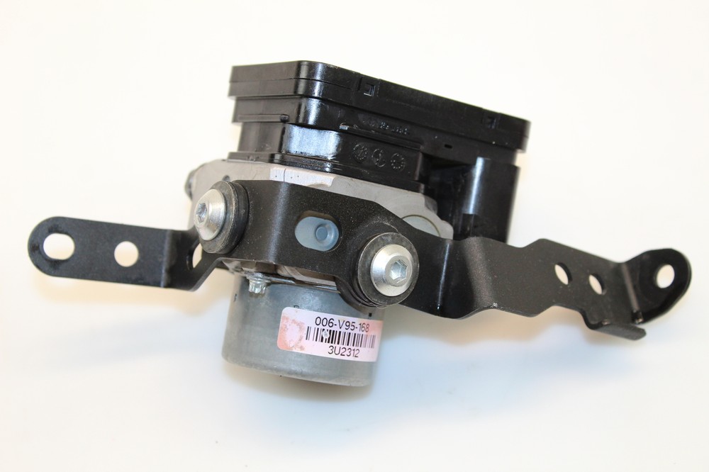 2018 2019 Kawasaki Ninja 400 Oem Abs Pump Unit Module H8