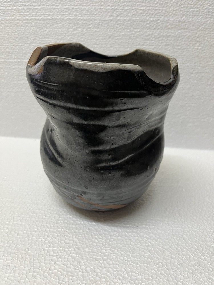 Vtg Glazed Signed Pottery Planter 80’s