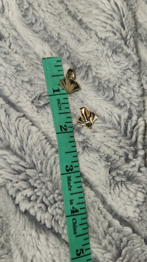 Small Earrings Vtg