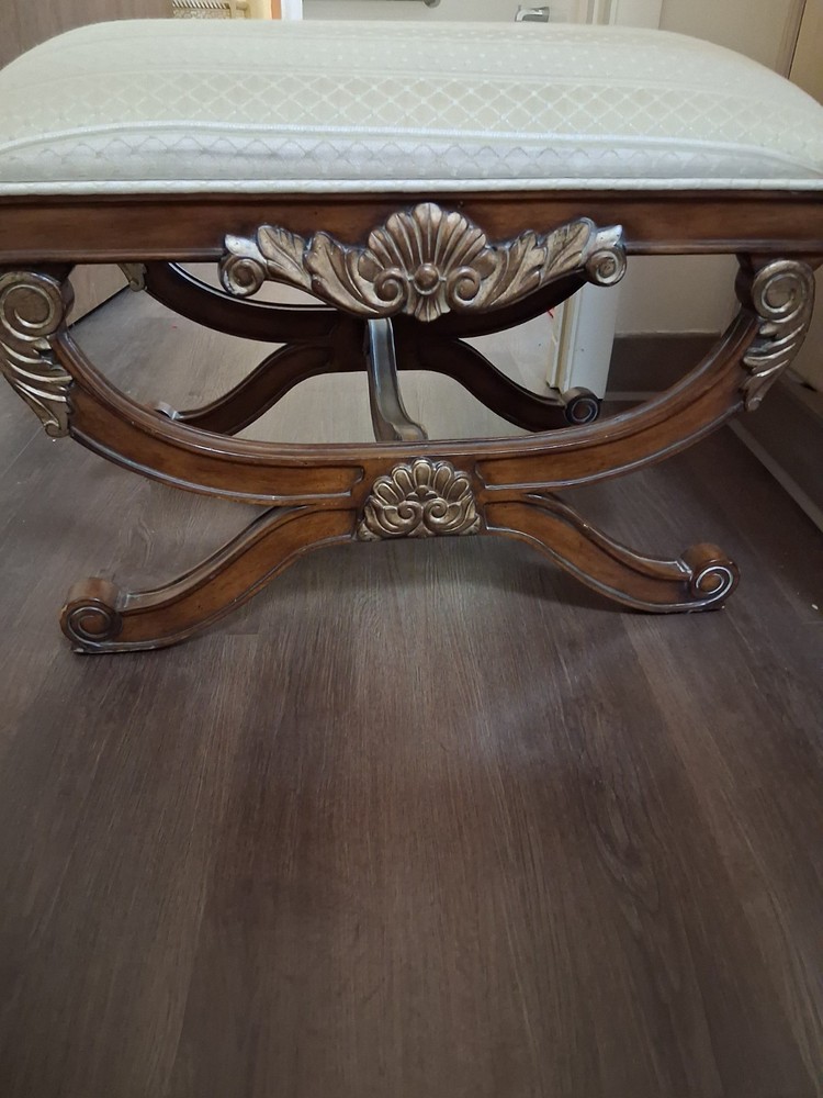 Casa Di Stradivari Bench\stool\ottoman Neo Clasical