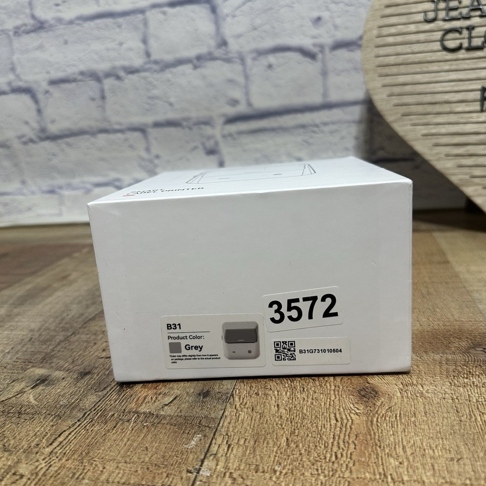 Niimbot Smart Label Maker Printer New Portable Bluetooth B31