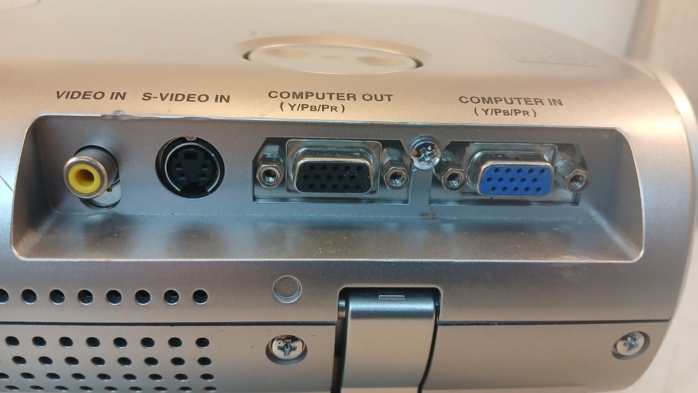 Toshiba TLP-260 LCD Projector *Working* *Read*