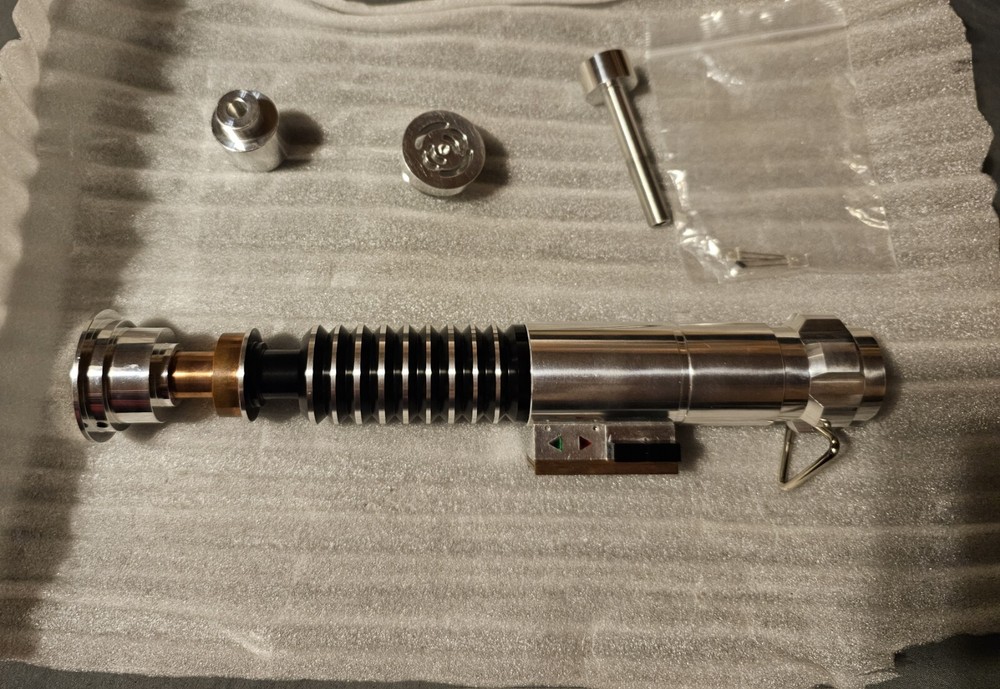 Luke Skywalker Lightsaber Bundle