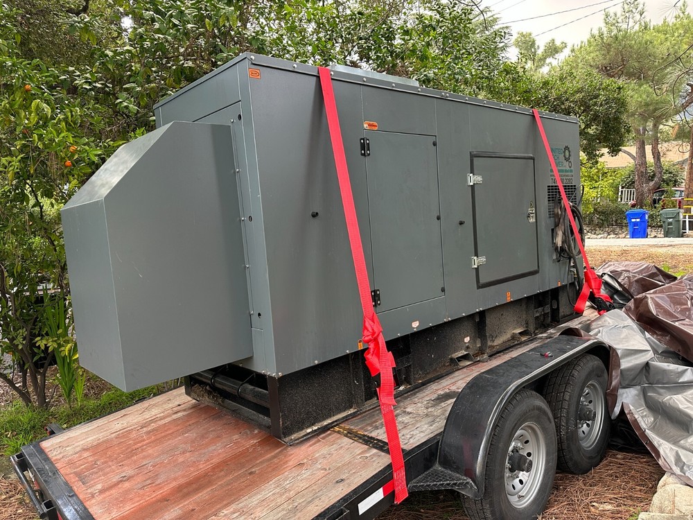 Perkins (CAT) 125KW Diesel Generator Super Silent Engine Quiet Engine